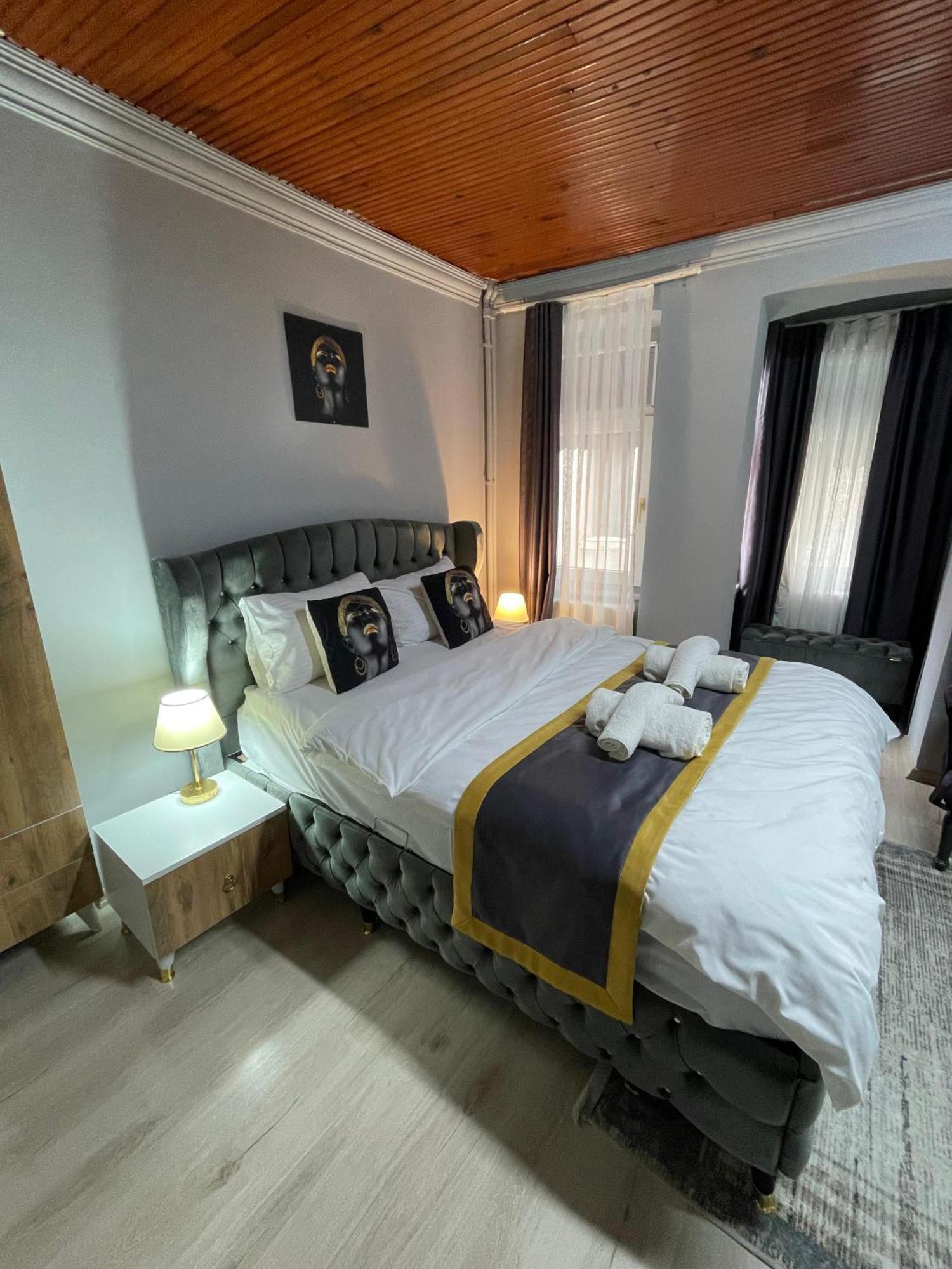 Nefti Red Suite อิสตันบูล ภายนอก รูปภาพ