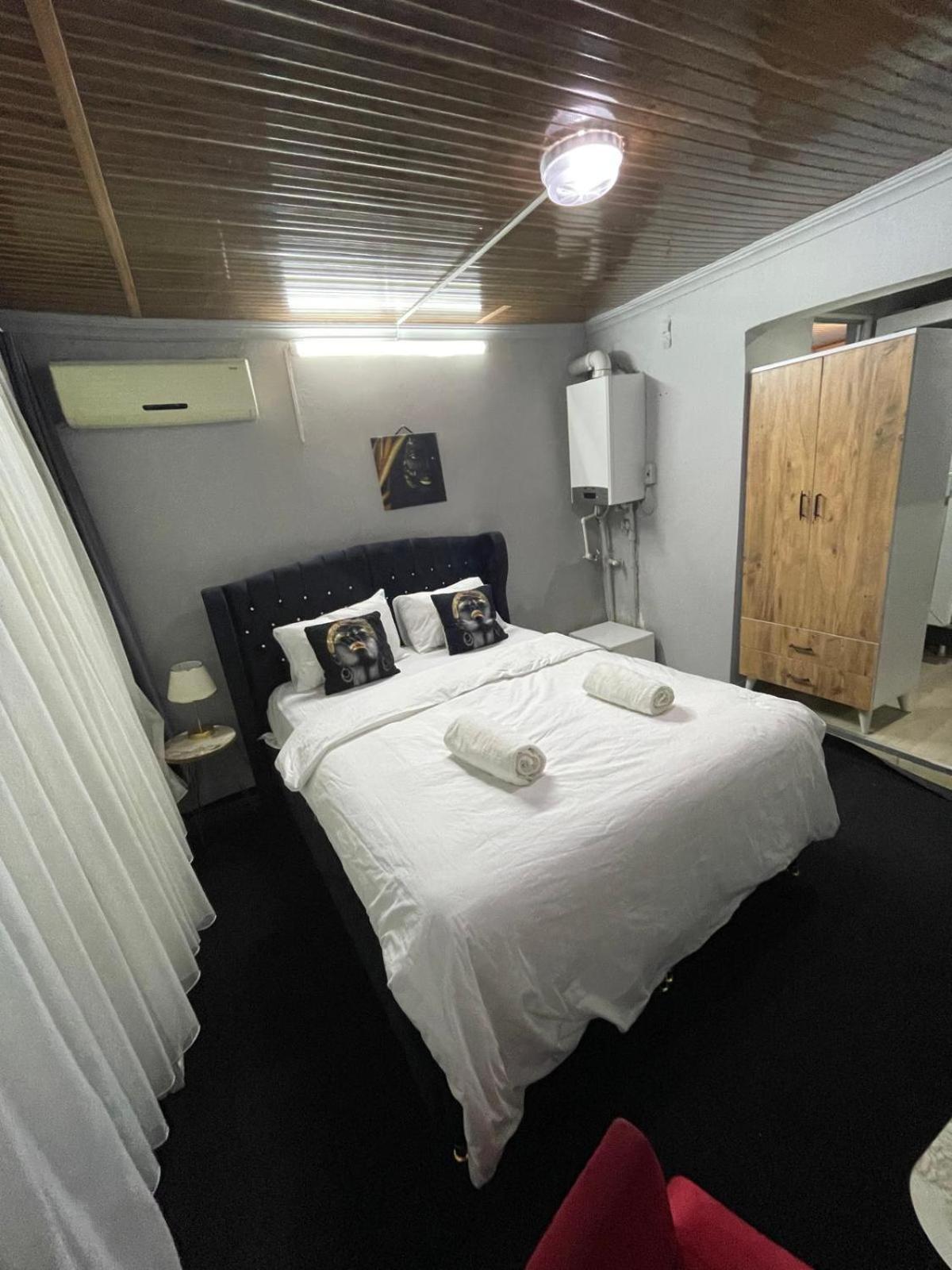 Nefti Red Suite อิสตันบูล ภายนอก รูปภาพ